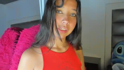 alana online show from October 17, 8:45 pm