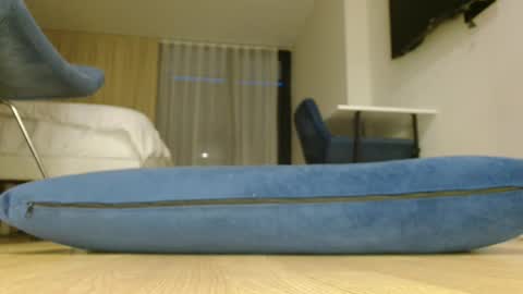 Alanna online show from December 4, 3:03 pm