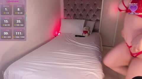 Snapshot of alannalove__ chatting on February 3, 11:58 pm Alanna  online show from February 3, 11:58 pm