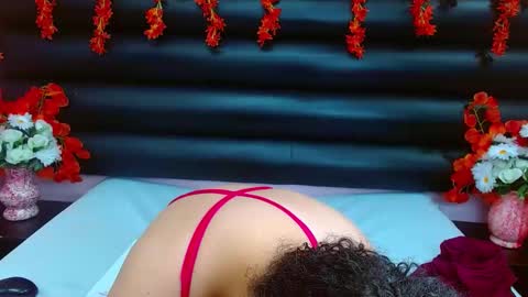 Snapshot of alasmith_ chatting on February 6, 2:33 am AlaSmith online show from February 6, 2:33 am