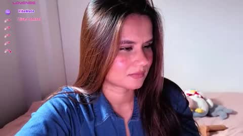 alba_toro535670 online show from January 5, 5:27 pm