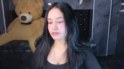 aleja online show from January 6, 8:23 pm