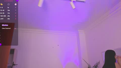 Alejandra online show from April 11, 11:36 am