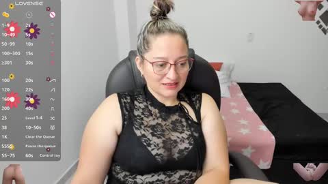 Snapshot of alejandra_milf_ chatting on March 7, 11:26 pm alejandra online show from March 7, 11:26 pm