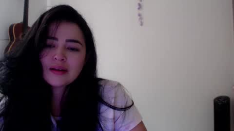 Aleska online show from November 15, 5:25 pm