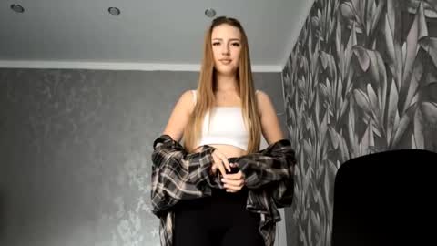 Betty online show from December 3, 11:12 am