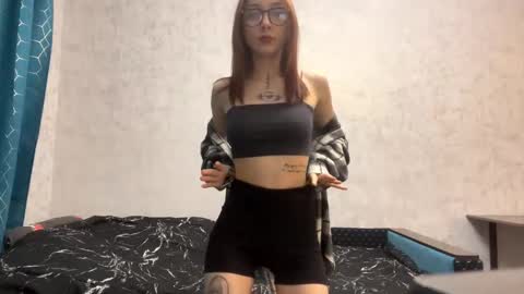 Emma online show from February 27, 1:22 pm