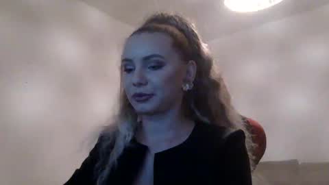 Snapshot of alessiacreed chatting on September 22, 9:13 pm AlessiaCreed online show from September 22, 9:13 pm