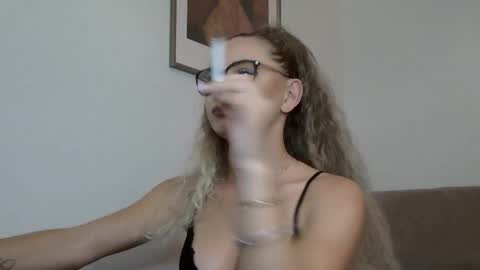 Snapshot of alessiacreed chatting on October 4, 9:08 pm AlessiaCreed online show from October 4, 9:08 pm