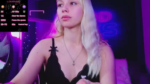 alessiacroft online show from December 21, 5:12 am