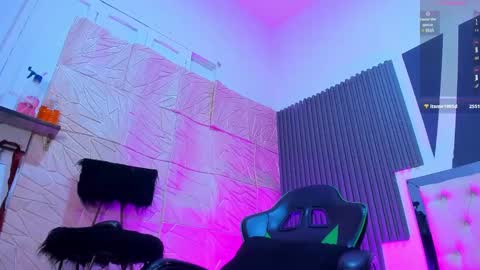 Snapshot of alexa_andherson chatting on January 25, 8:42 pm alexa andherson online show from January 25, 8:42 pm