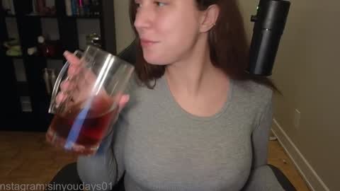 dont be afraid to click social media link its  working  just click on that  online show from November 7, 12:38 am