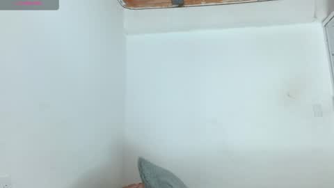   online show from April 21, 1:42 am