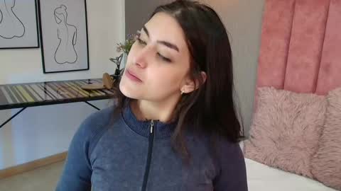 Alexa Thaylor online show from April 23, 4:42 pm