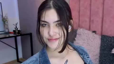 Alexa Thaylor online show from June 18, 4:01 pm