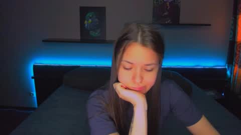 angel online show from April 7, 4:47 am