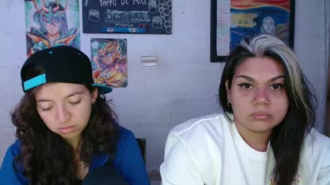 Snapshot of alexablu3 chatting on October 14, 3:31 am Alexa Blu3 online show from October 14, 3:31 am