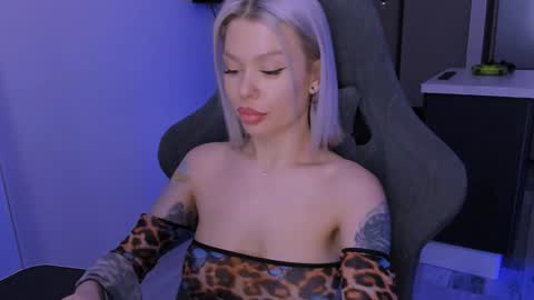 Snapshot of alexamason chatting on February 1, 3:08 am Alexa Mason online show from February 1, 3:08 am