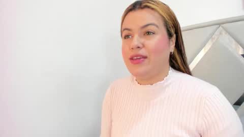 alexandra online show from February 4, 12:08 pm