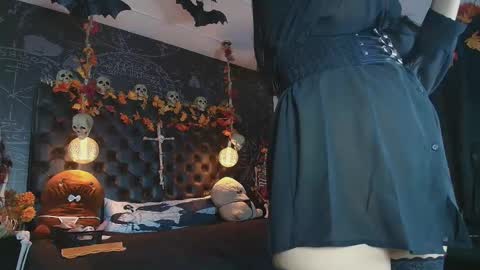 Snapshot of alexhoe_ chatting on October 14, 6:43 pm Alex online show from October 14, 6:43 pm