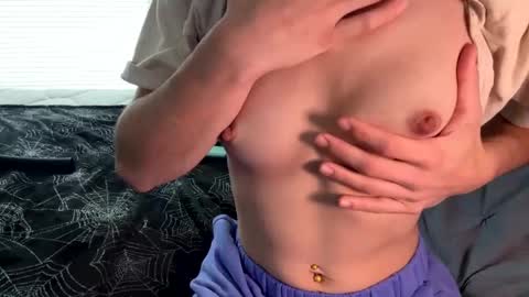 Alexis online show from December 6, 6:39 pm