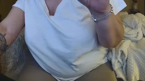 Snapshot of alexxa_mistress chatting on February 18, 12:15 am Jhoa online show from February 18, 12:15 am