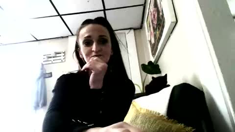 ali_tayler online show from December 3, 4:20 pm