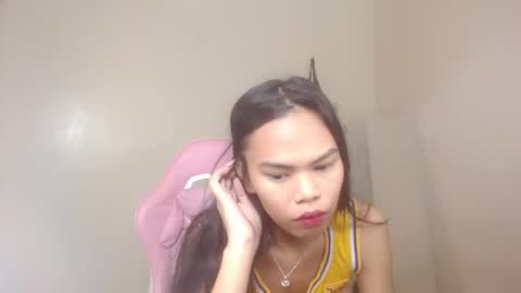 Snapshot of aliahadams chatting on December 26, 1:07 am ALIAH online show from December 26, 1:07 am