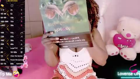 aliana_ross online show from February 18, 9:10 am