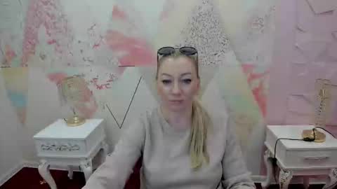 alice175 online show from April 24, 1:36 pm