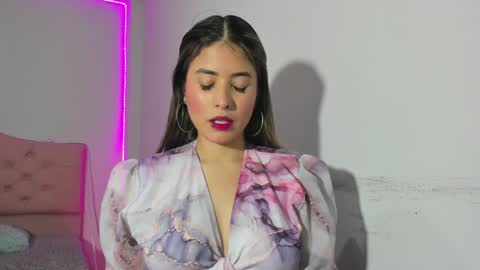 alice_cespedes online show from January 25, 9:46 pm