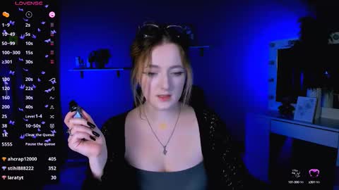 alice_cold online show from September 30, 3:39 pm