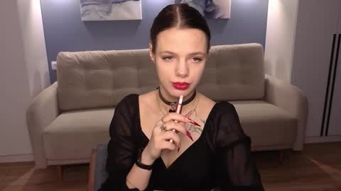 Alice online show from January 18, 9:00 pm