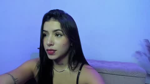 Snapshot of alice_fox___ chatting on December 16, 7:26 am Manuela online show from December 16, 7:26 am