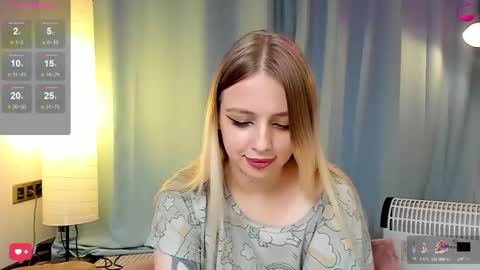 Snapshot of alice_halle chatting on September 27, 5:58 am alice_halle online show from September 27, 5:58 am