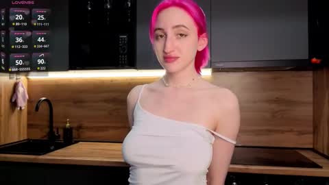 Alice online show from March 14, 1:56 pm