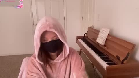 Alice Lee online show from March 1, 12:10 am