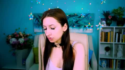 Snapshot of alice_lice chatting on October 13, 8:06 am alice_lice online show from October 13, 8:06 am
