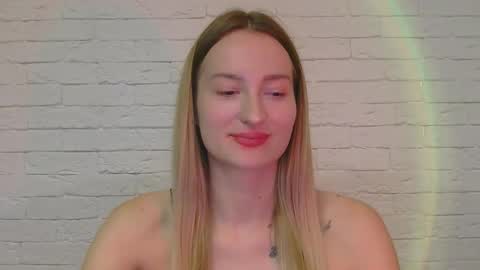 Alice online show from November 3, 6:34 pm