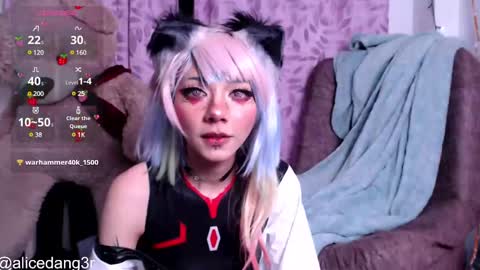 Snapshot of alicedang3r chatting on February 19, 1:51 am Alice online show from February 19, 1:51 am
