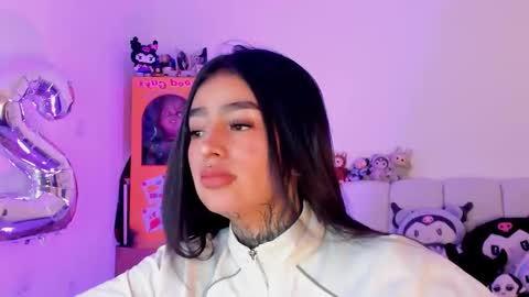 Alice  online show from February 16, 7:47 pm