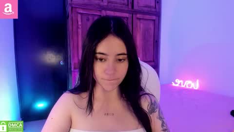 Snapshot of alicee_2 chatting on September 30, 11:42 pm Aliceee .. 97YP9VWGZHrefnav wishlist lists 1 online show from September 30, 11:42 pm
