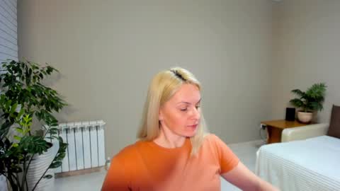 Snapshot of alicee__grace chatting on January 23, 7:07 pm Alicee online show from January 23, 7:07 pm