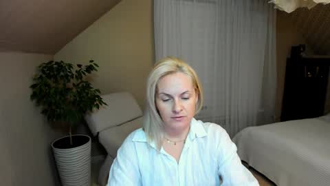 Snapshot of alicee__grace chatting on January 11, 4:46 pm Alicee online show from January 11, 4:46 pm