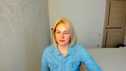 Alicee online show from April 19, 11:32 am