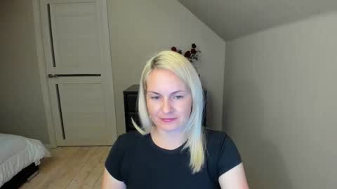 Snapshot of alicee__grace chatting on September 29, 6:46 pm Alicee online show from September 29, 6:46 pm
