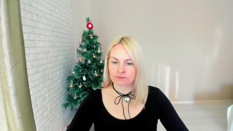 Snapshot of alicee__grace chatting on January 21, 8:52 am Alicee online show from January 21, 8:52 am