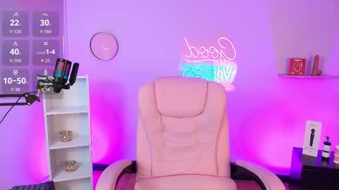 Alice online show from October 27, 12:22 pm