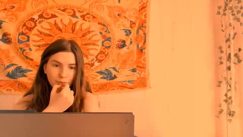 Alice online show from March 25, 5:44 am