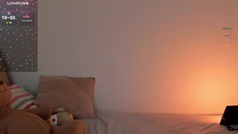 vanessa online show from November 11, 1:01 am